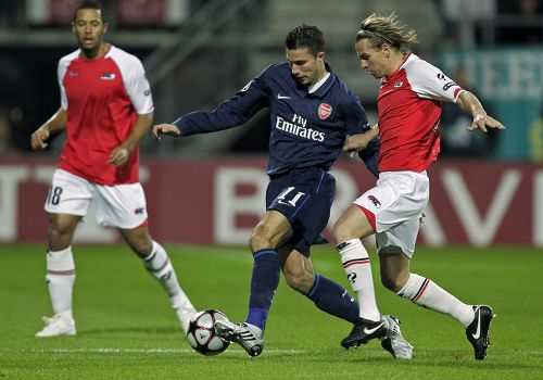 阵容深度不 阵容深度不