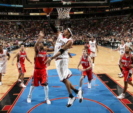 够多次卫冕 够多次卫冕